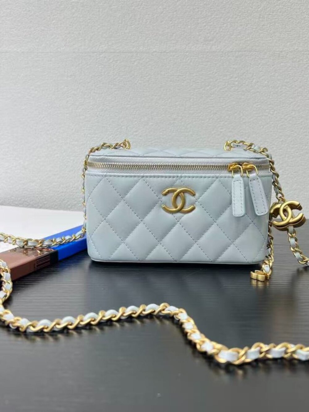 Classic CHANEL Bag: A Stylish and Versatile Choice for Elegance